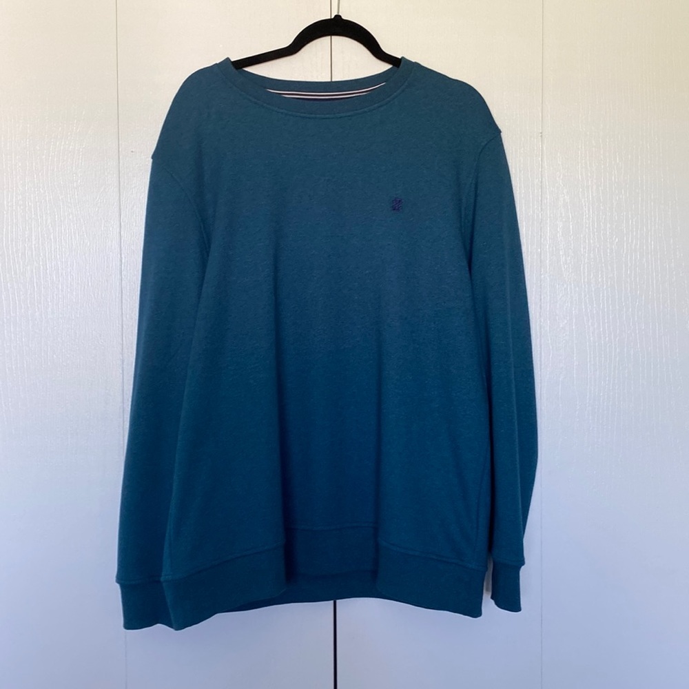large super soft long sleeve Izod shirt